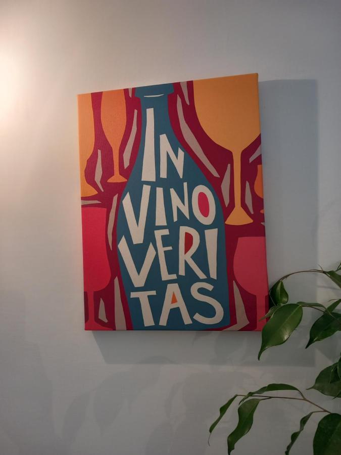 In Vino Veritas Sulmona Bagian luar foto