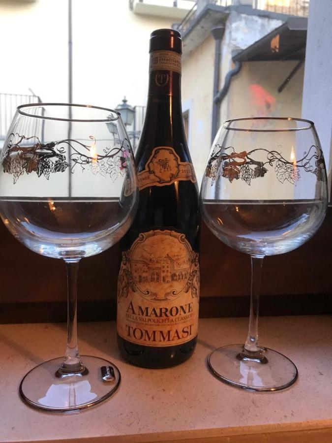 In Vino Veritas Sulmona Bagian luar foto