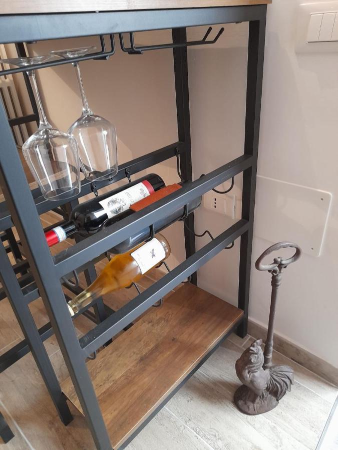 In Vino Veritas Sulmona Bagian luar foto