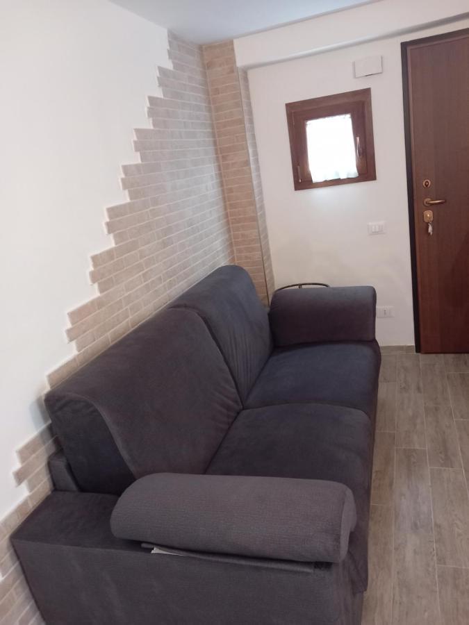 In Vino Veritas Sulmona Bagian luar foto